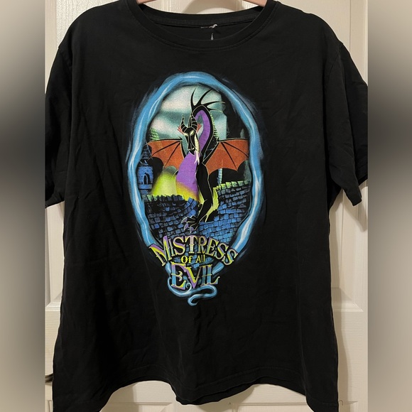 RARE Disney Mistress of All Evil Tshirt sz XXL XL Sorcerers of the Magic Kingdom - Picture 1 of 4
